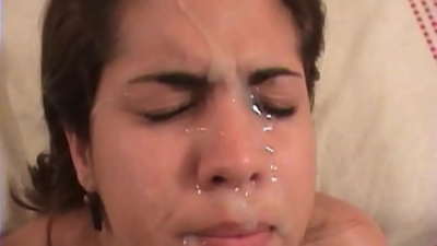 Pulchra latinitas brunette habet sexum asperum